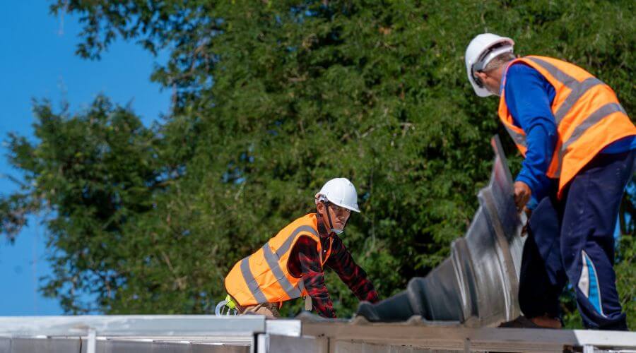 Expert new roof installation services in Burton, OH